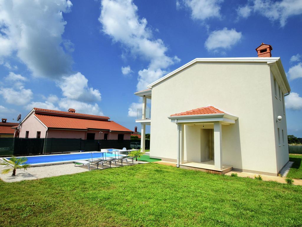 Villa Anita Dračevac Rum bild